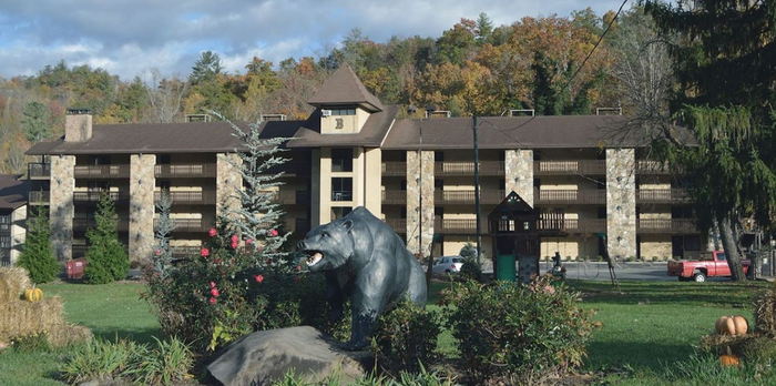 Brookside Lodge (Brookside Motel and Ranch House) - Web Listing (newer photo)